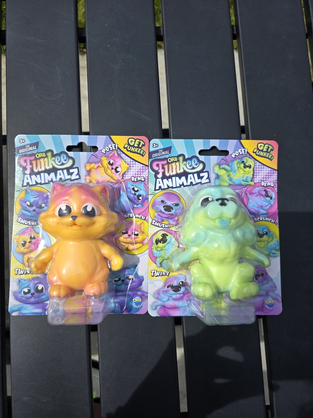 ORB Funkee Animalz Set of2Stretch/Bend/Squish/Smush/Fidget Figures - OrangeGreen